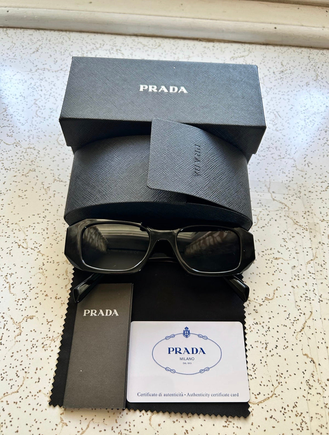 1:1 prda shades